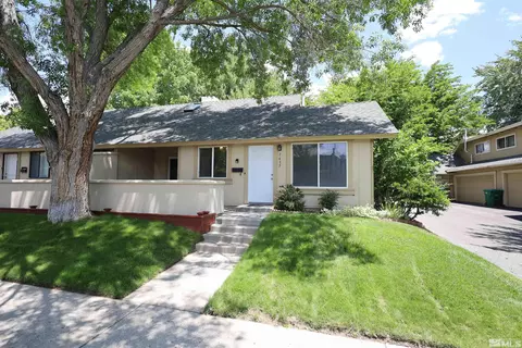 1617 London Cir, Sparks, NV 89431