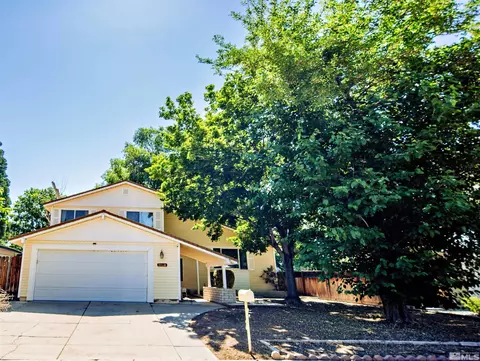 3900 Wagoneer Dr, Reno, NV 89502