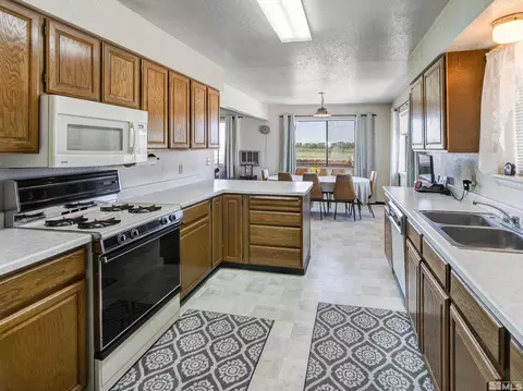 6281 Westwind Way, Fallon, NV 89406 photo 8