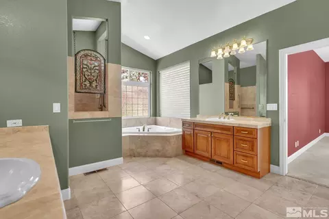 1360 Wolf Run Rd, Reno, NV 89511 photo 24