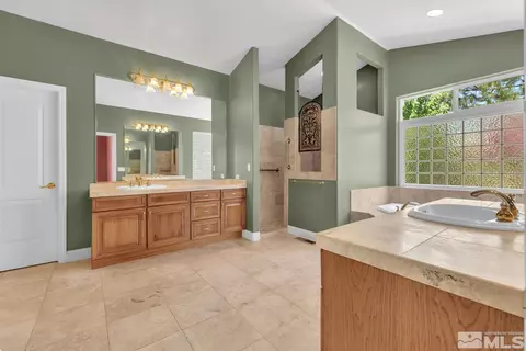 1360 Wolf Run Rd, Reno, NV 89511 photo 23