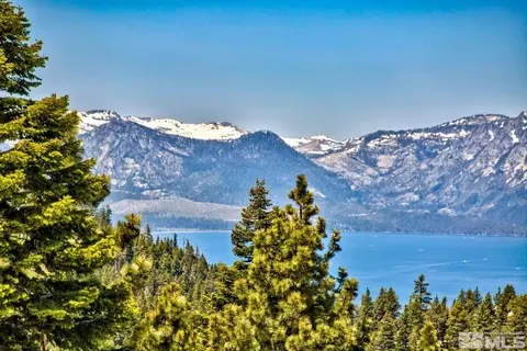 307 E Peak Loop # 4, Stateline, NV 89449 photo 2