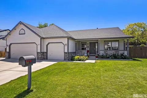 815 Vivian Dr, Sparks, NV 89436