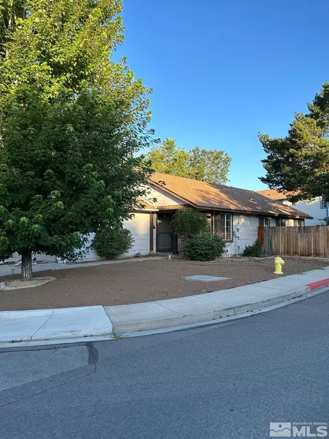 2331 Rosecrest Ct, Sparks, NV 89434