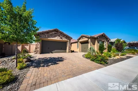 9827 Dyevera Ln, Reno, NV 89521