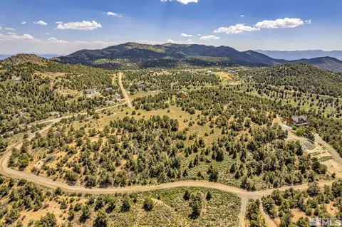 21499 Crestview Rd, Reno, NV 89521