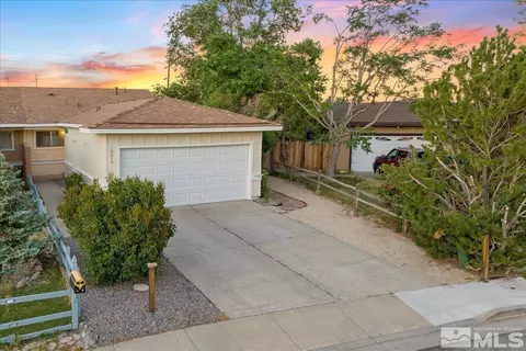 10079 Zeolite Dr, Reno, NV 89506
