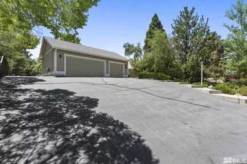 12385 Creek Crest Dr, Reno, NV 89511