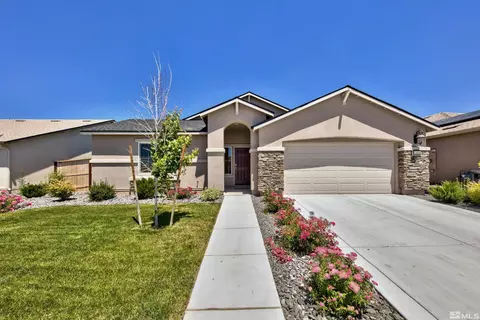 7450 Souverain Ln, Reno, NV 89506