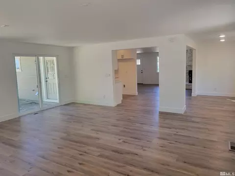 106 Opalite Ct, Reno, NV 89521 photo 9
