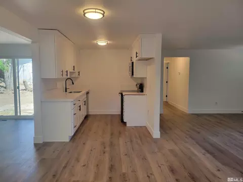 106 Opalite Ct, Reno, NV 89521 photo 6