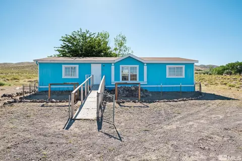 7345 Citrus St, Silver Springs, NV 89429