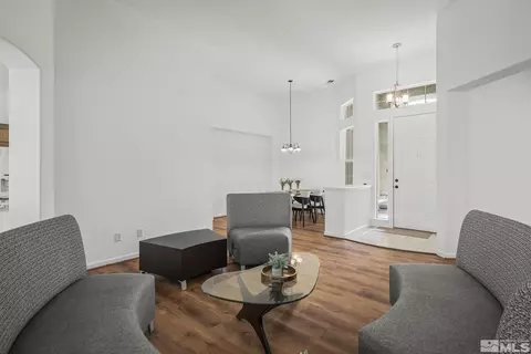 9973 Rio Bravo Dr, Reno, NV 89521 photo 5
