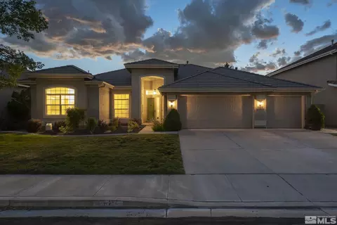 9973 Rio Bravo Dr, Reno, NV 89521 photo 2