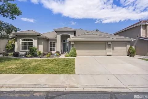 9973 Rio Bravo Dr, Reno, NV 89521