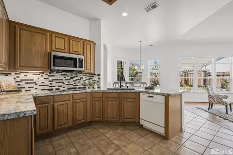 9973 Rio Bravo Dr, Reno, NV 89521 photo 13
