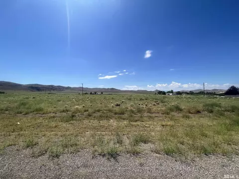 625 Pete Hendrichs Rd, Yerington, NV 89447