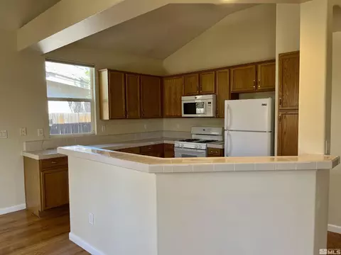 9704 Ripple Way, Reno, NV 89521 photo 4