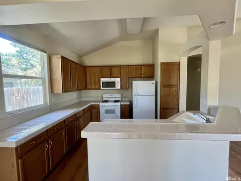 9704 Ripple Way, Reno, NV 89521 photo 6