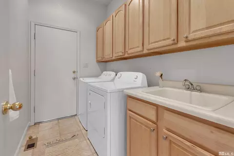 10039 Cascade Falls Dr, Reno, NV 89521 photo 27