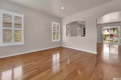 10039 Cascade Falls Dr, Reno, NV 89521 photo 13