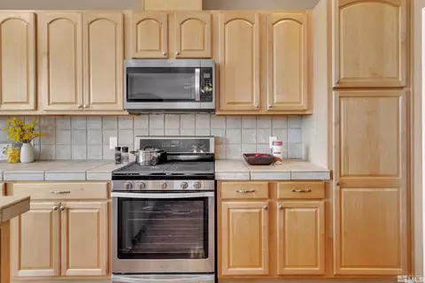 10039 Cascade Falls Dr, Reno, NV 89521 photo 12