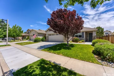 6840 Apus Dr, Sparks, NV 89436