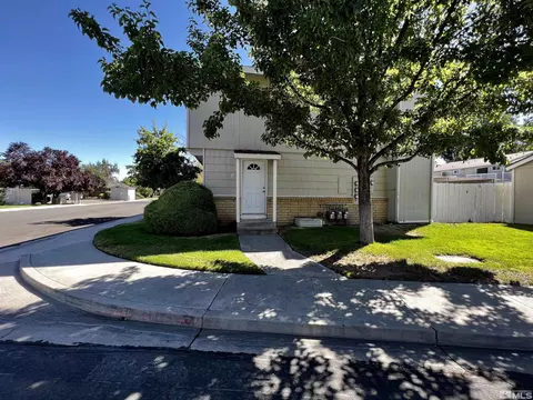 1365 Kittyhawk Ave #F, Gardnerville, NV 89410