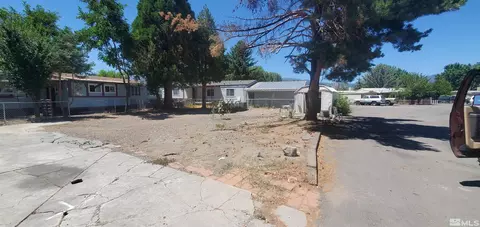1345 Bishops Cir, Gardnerville, NV 89410