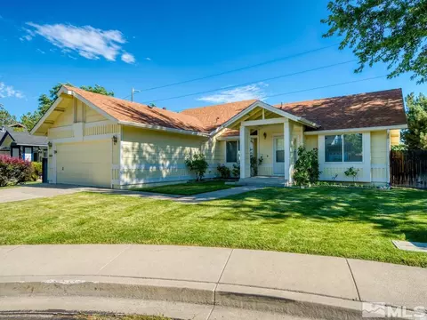 5670 W Rainbow Ridge Ct, Reno, NV 89523