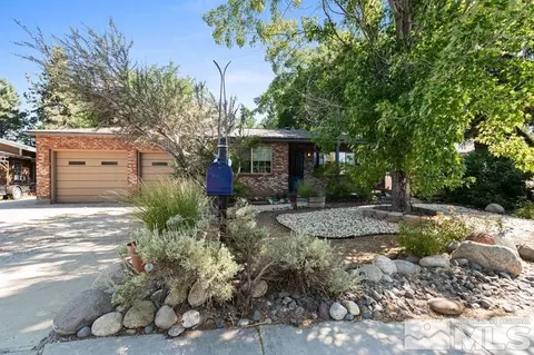 2490 Riviera St, Reno, NV 89509