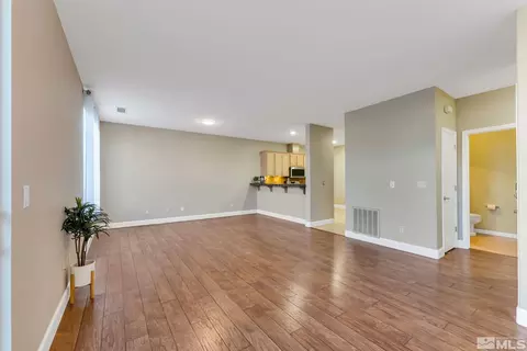 11031 Lamour Ln, Reno, NV 89521 photo 5