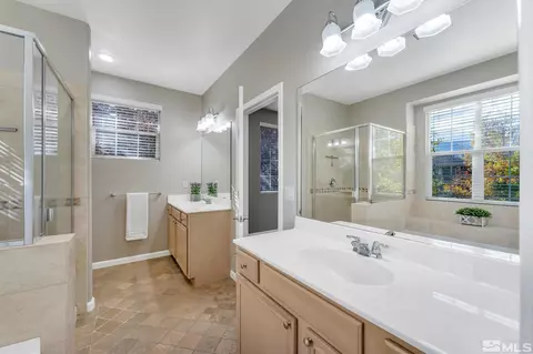 11031 Lamour Ln, Reno, NV 89521 photo 16