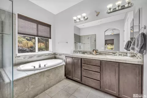 10390 Cavalry Cir, Reno, NV 89521 photo 23