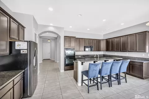 10390 Cavalry Cir, Reno, NV 89521 photo 6
