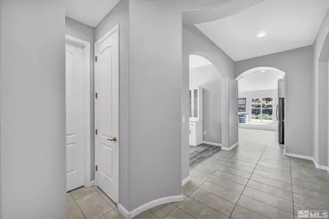 10390 Cavalry Cir, Reno, NV 89521 photo 5