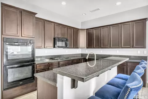 10390 Cavalry Cir, Reno, NV 89521 photo 7
