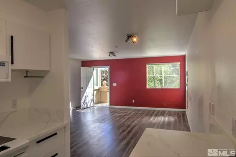 425 Holcomb Ave, Reno, NV 89502 photo 12