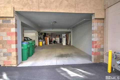 425 Holcomb Ave, Reno, NV 89502 photo 29