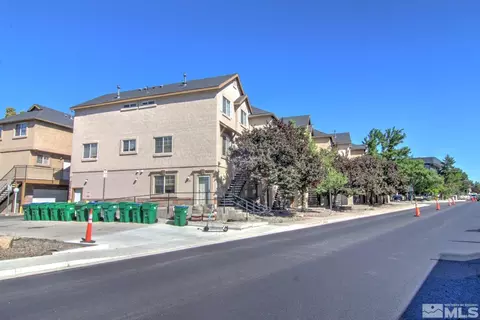 425 Holcomb Ave, Reno, NV 89502 photo 3