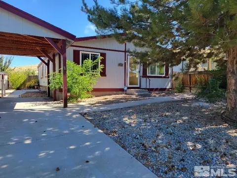 5135 Wall Canyon Ct, Sun Valley, NV 89433