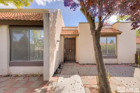 1040 Baywood Dr #C, Sparks, NV 89434