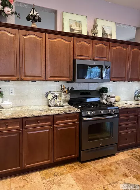 1885 Beringer Way, Reno, NV 89521 photo 8