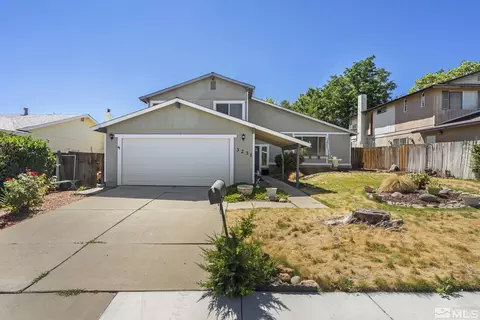 3231 Lagomarsino Dr, Sparks, NV 89431