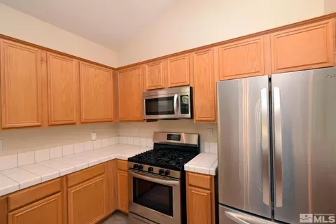 1201 Tule Dr, Reno, NV 89521 photo 5