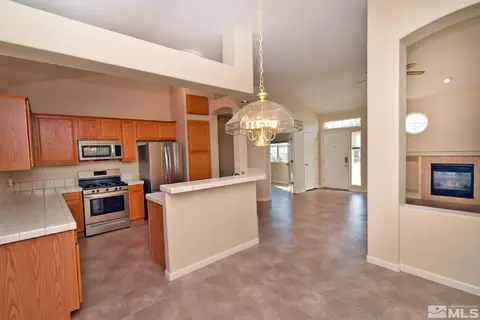 1201 Tule Dr, Reno, NV 89521 photo 4