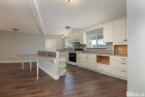 2513 E Valley Rd, Minden, NV 89423 photo 19