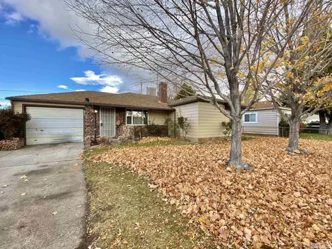 1280 Sbragia Way, Sparks, NV 89431