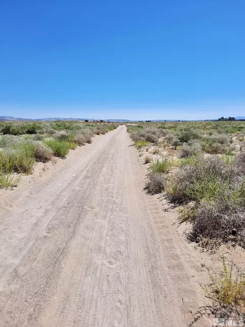 3840 E 4th St, Silver Springs, NV 89429