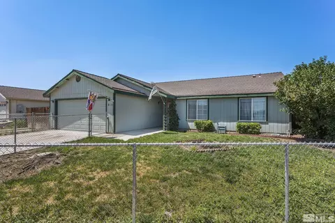 910 Thorne Dr, Fernley, NV 89408